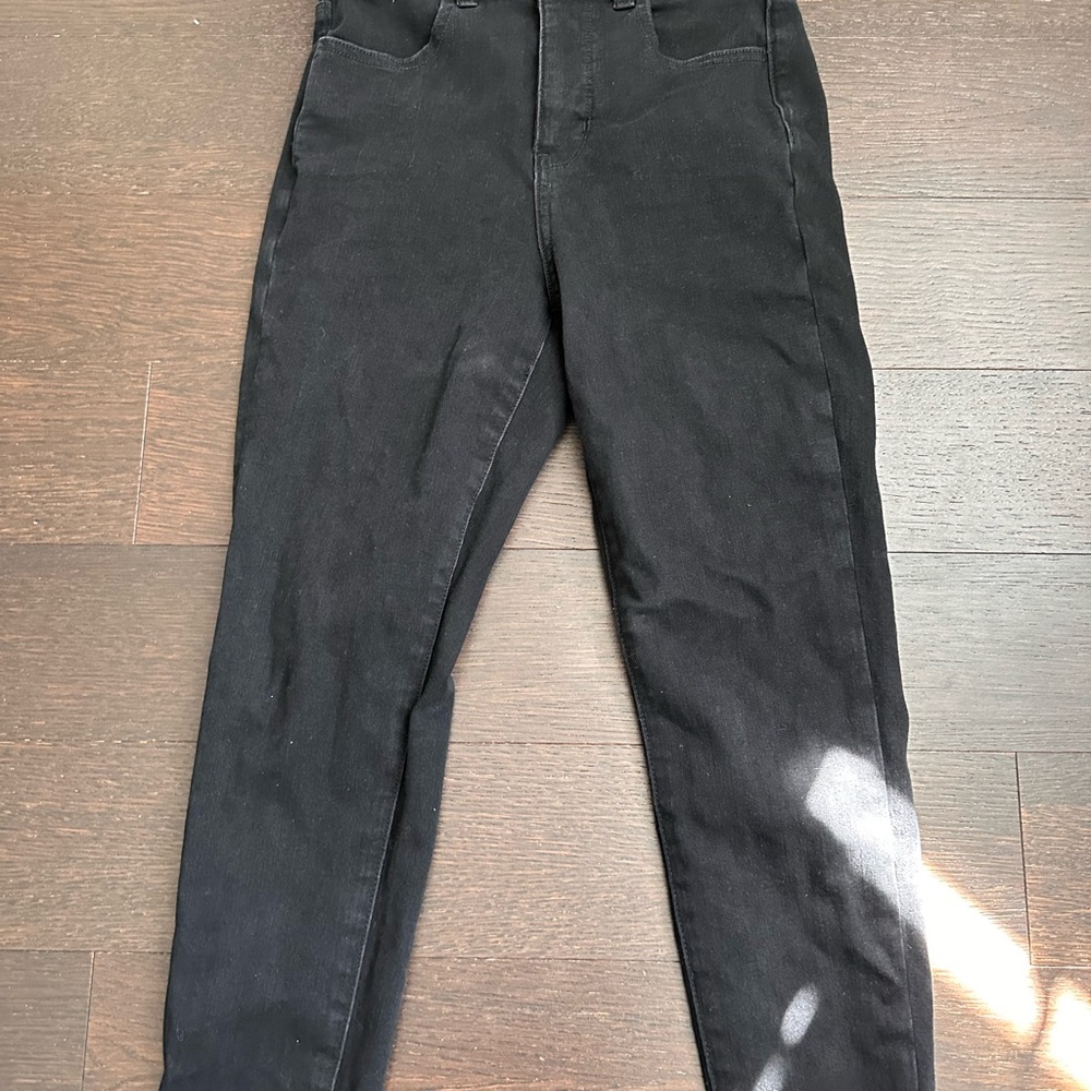 American Eagle Black Skinny Jeans
